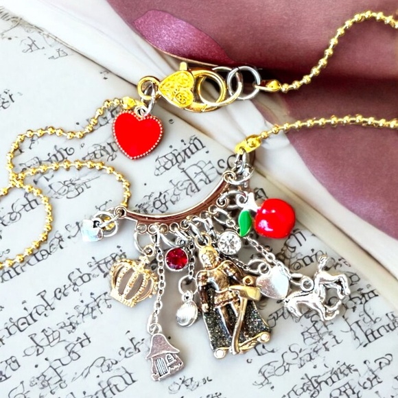 Mix of vintage charms make up this beautiful one of a kind Snow White necklace - Picture 7 of 15